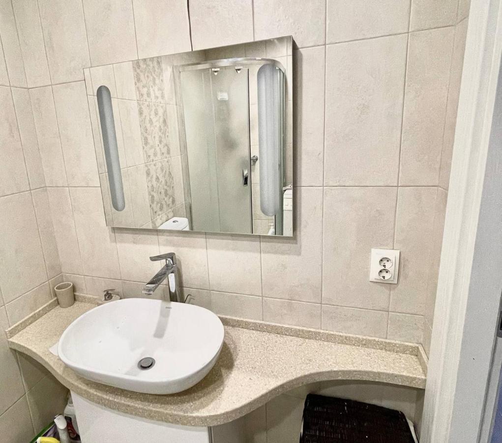 Apartments On Sholom Aleikhema 리비프 외부 사진