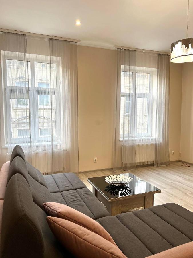 Apartments On Sholom Aleikhema 리비프 외부 사진